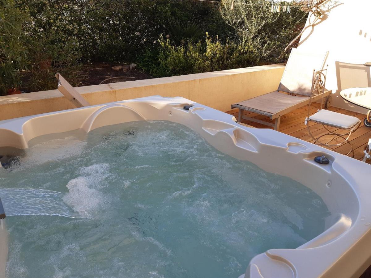T2 Renove 100M Plage Avec Spa Privatif Entre Calvi Et Ile Rousse Lumio  Exterior photo